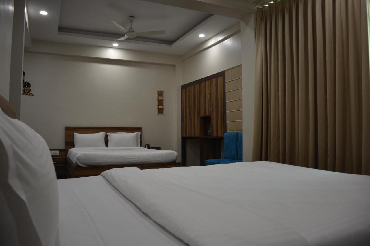Hotel Royal Residency Kolkata Exterior photo